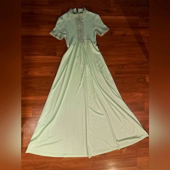 Vintage 70s Maxi Prom Dress Seafoam Pastel Green Lace trim babydoll Flare - Picture 2 of 12